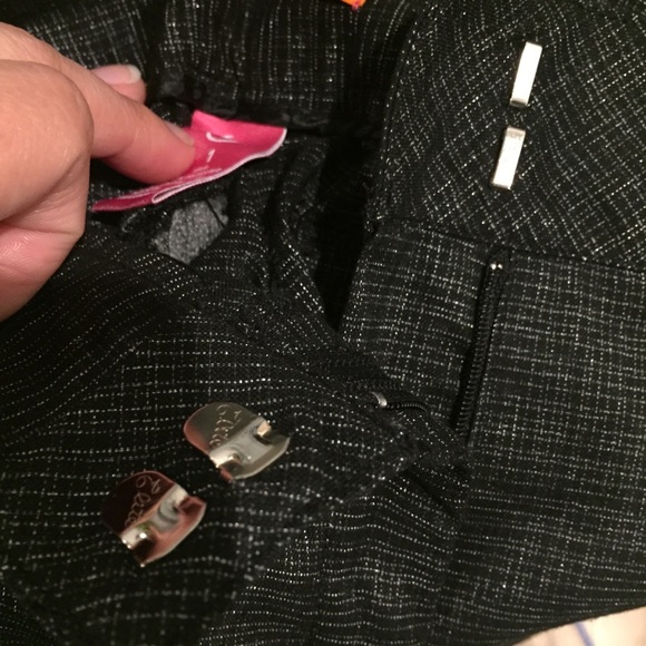 Pants. - Picture 3 of 6